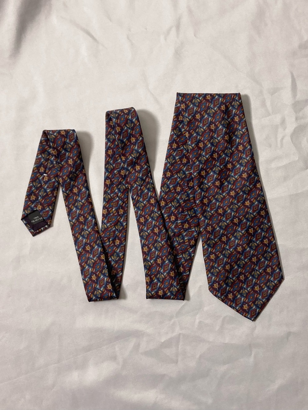 ⭐️ Vintage Essex Row Multicolored Floral Novelty Pattern Necktie